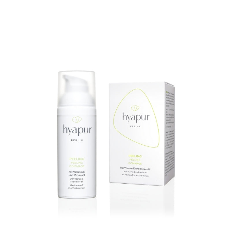 Das Peeling aus der GREEN Serie im Airless-Spender vor der Kartonage.