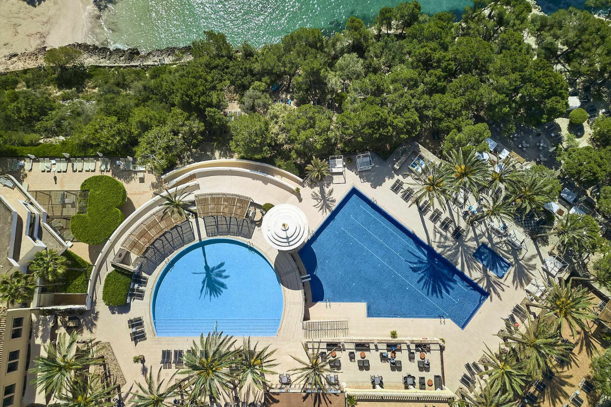 Der Robinson Club Cala Serena aus der Vogelperspektive